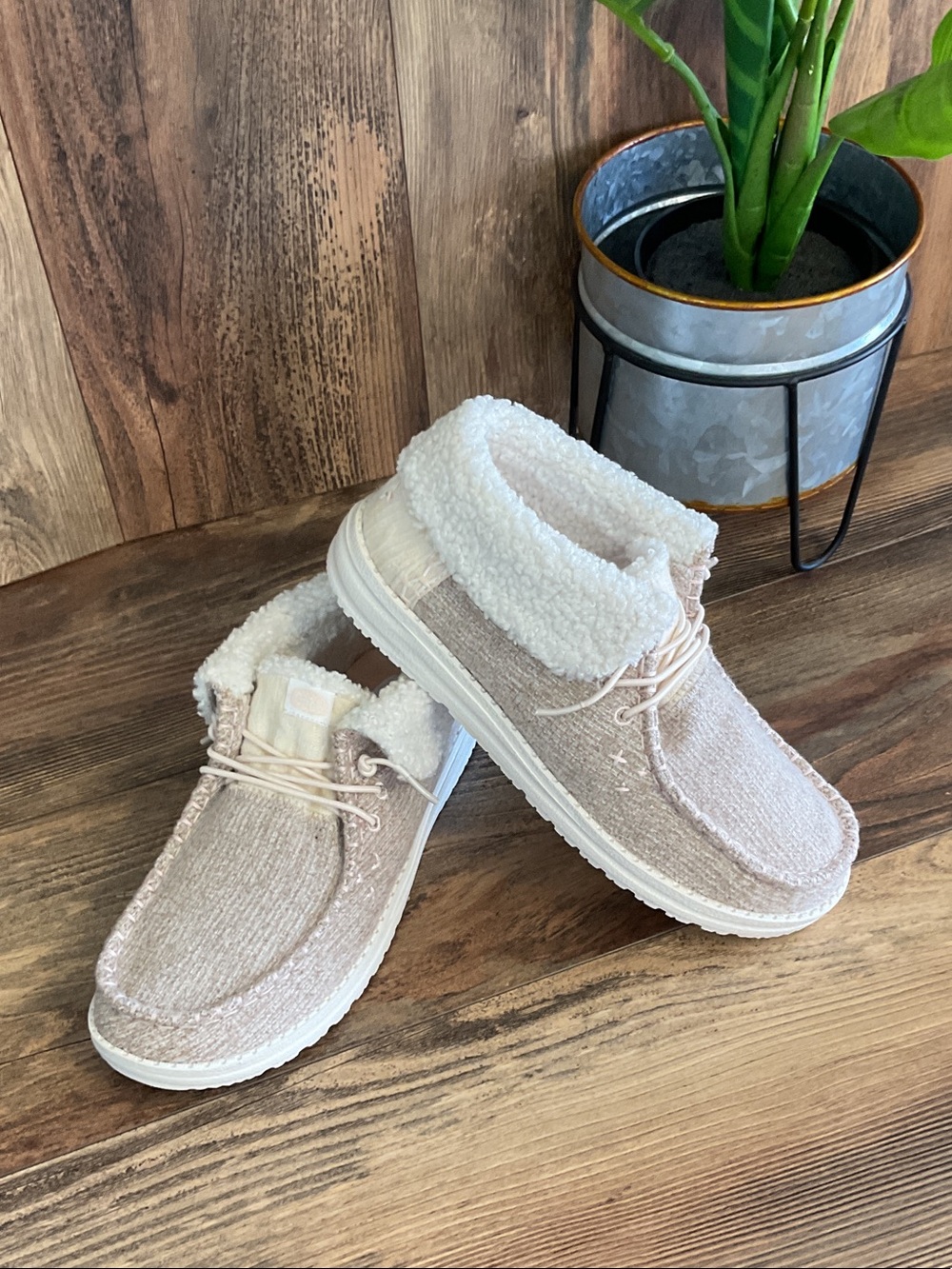 Hey Dude Wendy Fold Brushed Cozy Slip On Ivory Sneaker 9